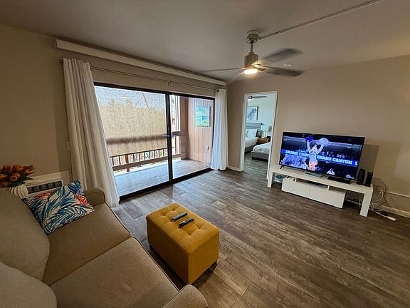 3rd image of 3740 Lower Honoapiilani Rd APT C202