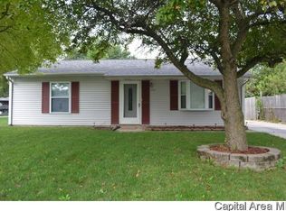 1967 Stonehenge Rd, Springfield, IL 62702