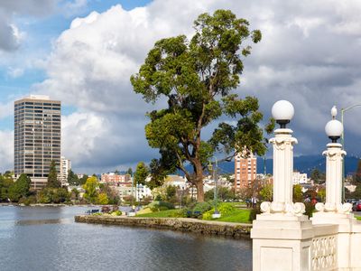 565 Bellevue Ave APT 1406, Oakland, CA, 94610