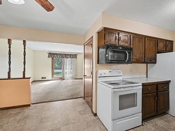 3rd image of 5520 Saint Stephens St