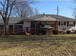 2677 Leesburg Volant Rd, Volant, PA 16156