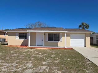 9036 Rainbow Ln, Port Richey, FL 34668