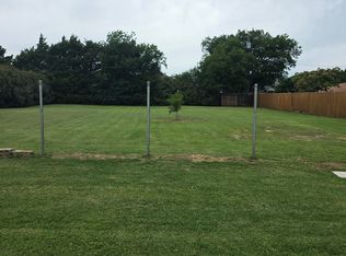 306 Brookfield Dr, Boyd, TX 76023
