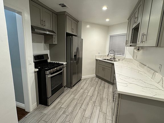 4th image of 654 Park Ave