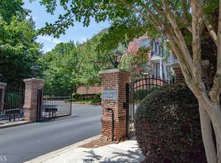 1023 Pearl Pt #13, Sandy Springs, GA 30328