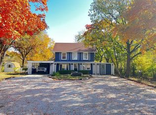 1328 N 10th St, Independence, KS 67301