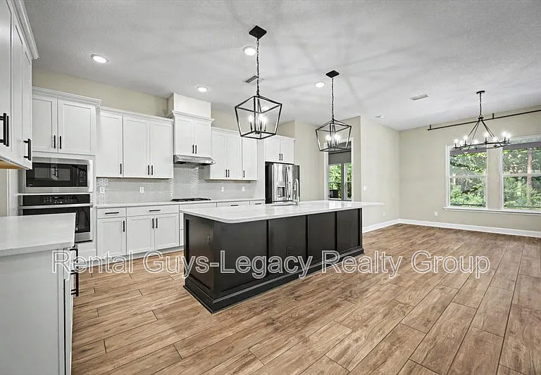 813 Crosswater Lake Dr — Photo 12