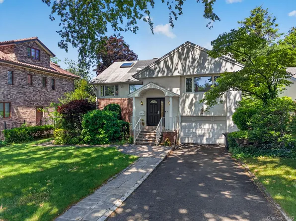 249-35 51st Avenue, Little Neck, NY 11362