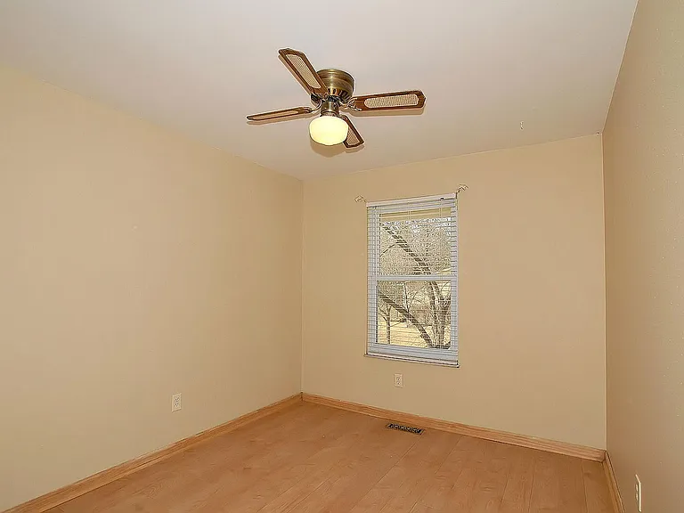 848 Village Brook Ct — Photo 6