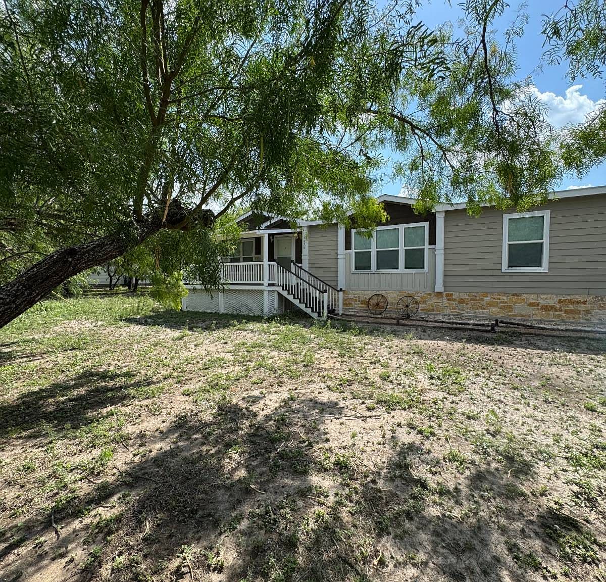 1626 Fort Clark Rd UNIT 27