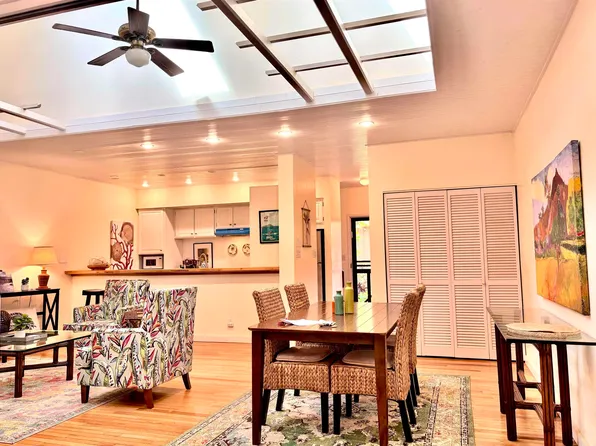 100 Lio Pl #S3, Maunaloa, HI 96770