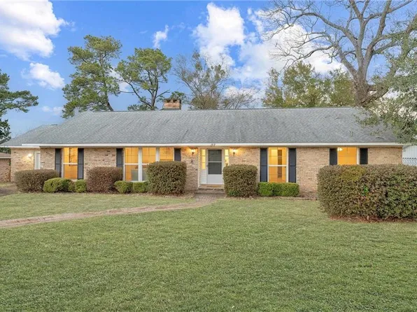 137 Fairway Dr, Daphne, AL 36526