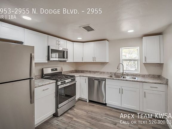 2nd image of 2953-2955 N Dodge Blvd
