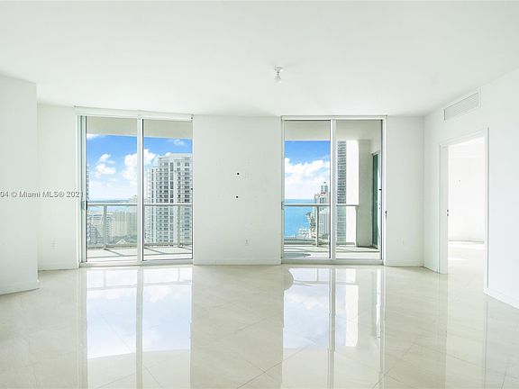 4th image of 300 Biscayne Blvd #T-3408