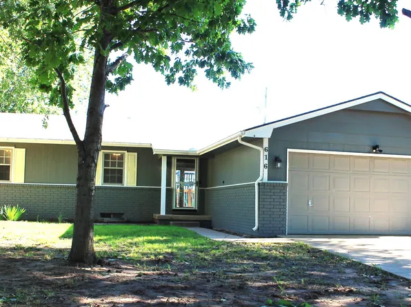 616 E Hemphill Ave, Haysville, KS 67060
