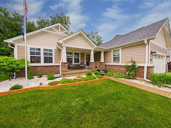 3rd image of 3165 White Ash Dr