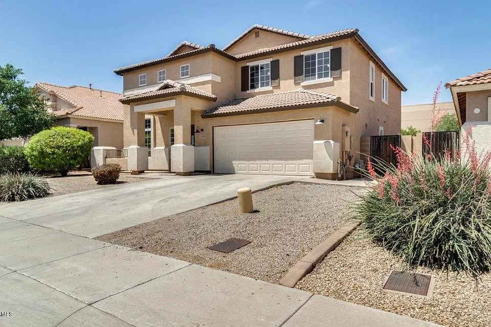 15340 W Laurel Ln