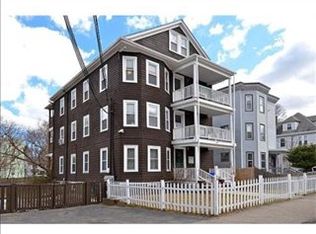 686 Metropolitan Ave APT 3, Hyde Park, MA 02136