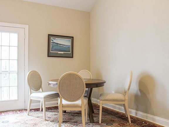 4th image of 103 Grove Hill Dr
