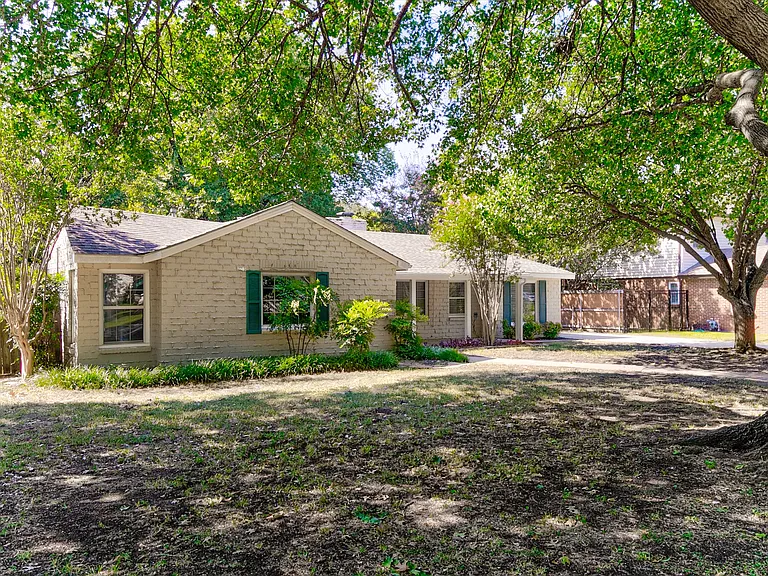 3727 W Biddison St — Photo 4