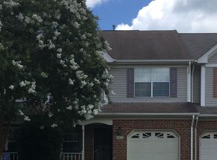 403 Breezy Pt, Chesapeake, VA 23322