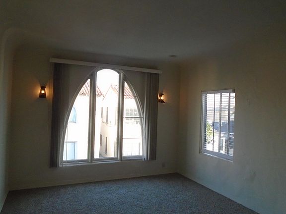 2nd image of 31 Argonne Ave APT D