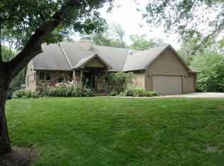 W3317 Lake Forest Ln, Lake Geneva, WI 53147
