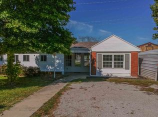 310 Hazel St, Bloomington, IL 61701