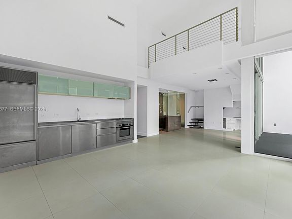 5th image of 1040 Biscayne Blvd APT 4208
