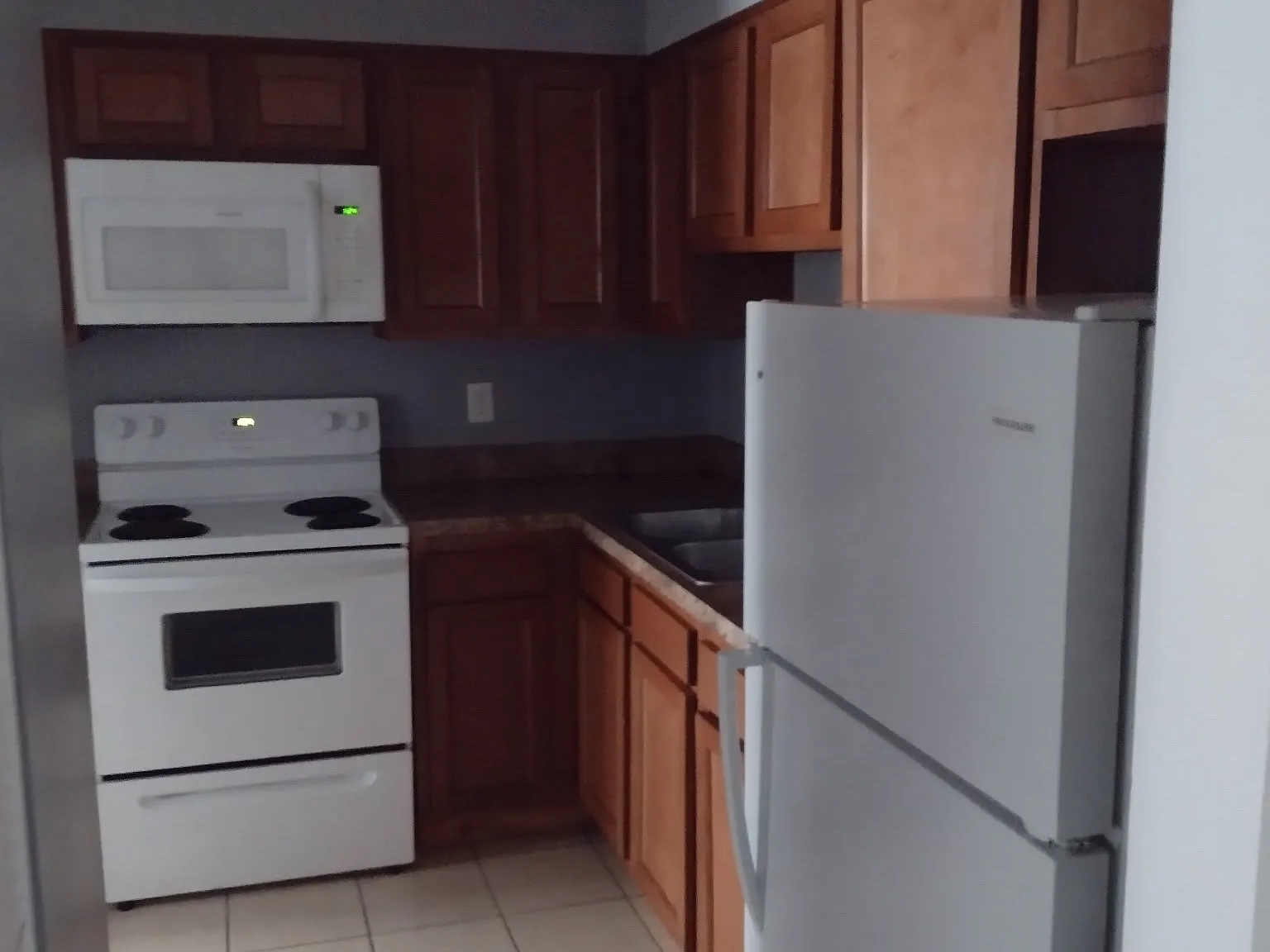 1 bed, 750 sqft, $750 — Photo 3