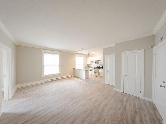 3rd image of 114 24th Ave E APT B7