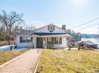 62 Westside Blvd, Burlington, CT 06013