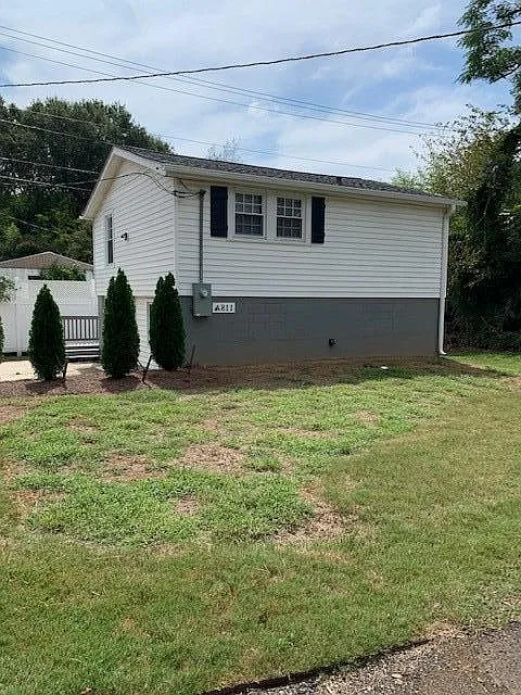 1 bed, 888 sqft, $995 — Photo 1