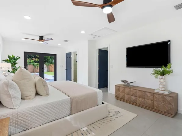 949 Lighthouse Dr, North Palm Beach, FL 33408