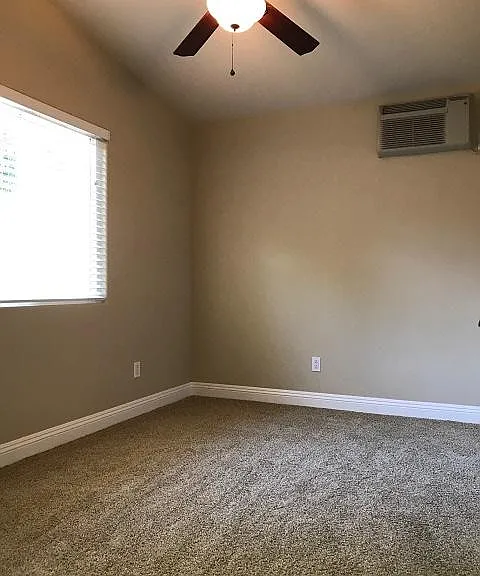 6922 Adams Ave — Photo 8
