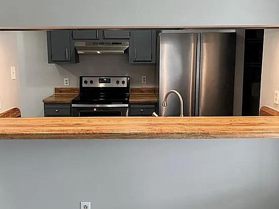4th image of 602 Flagstaff Ct