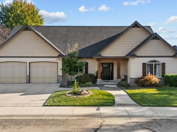 2341 E Meadowgrass St, Meridian, ID 83646