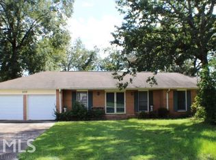 107 Springwood Dr, Warner Robins, GA 31088