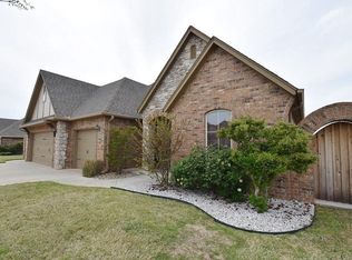 1005 Ryan Rd, Moore, OK 73160