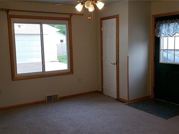 4th image of 3517 Atlantic Ave
