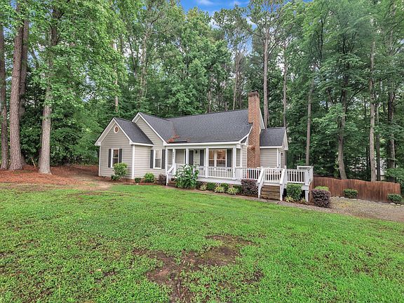 4th image of 8801 Valley Hill Ct