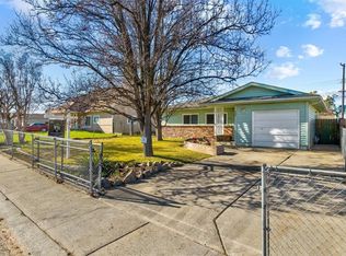 5725 Georgia Dr, North Highlands, CA 95660
