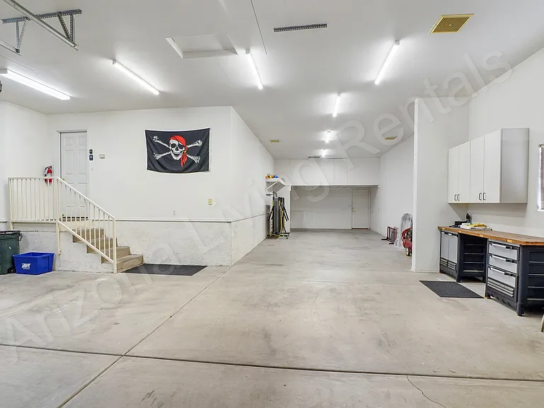 2665 Daytona Ave — Photo 21