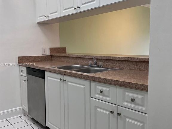 5th image of 8160 Geneva Ct APT 314