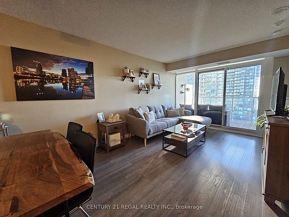 4th image of 125 Western Battery Rd #1709