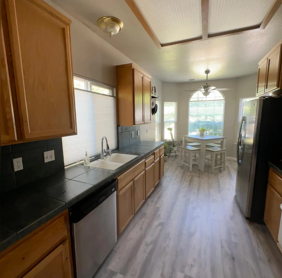 1 Cosmo Dr — Photo 2