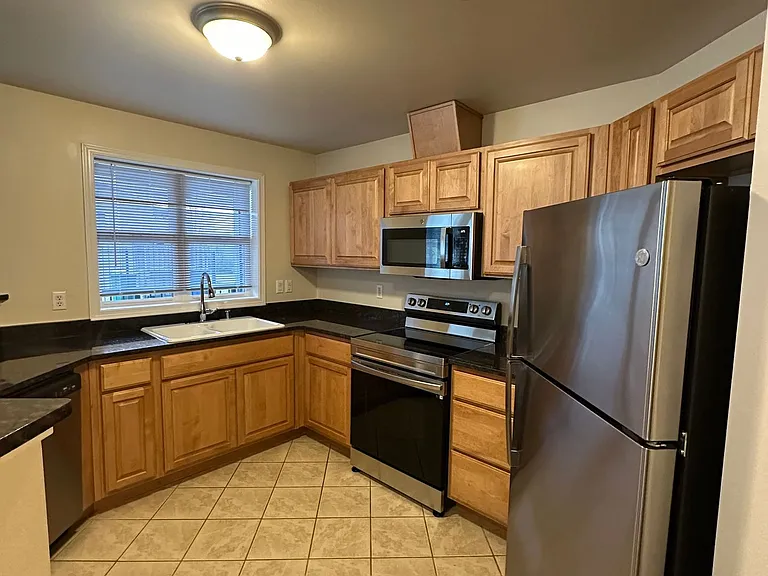 The Fulton Apartments — Photo 9