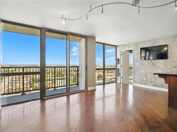 600 E Admiral Blvd #1703, Kansas City, MO 64106