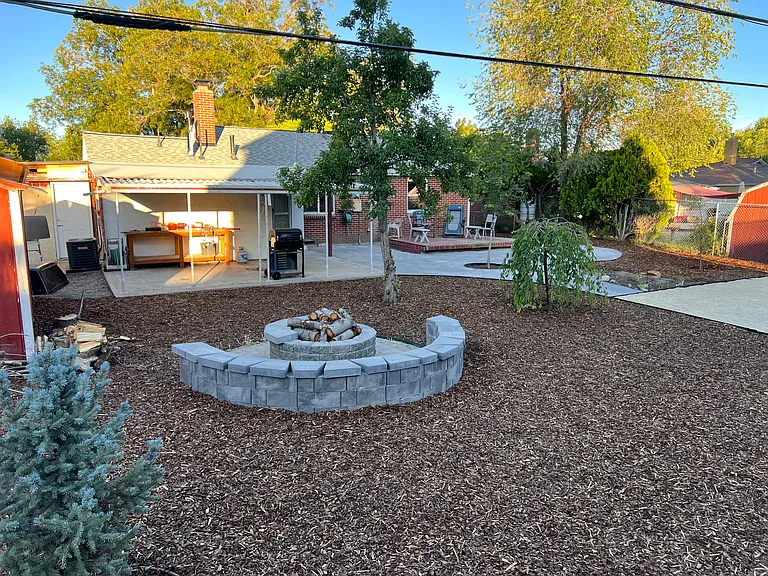 1170 S Montgomery St — Photo 12