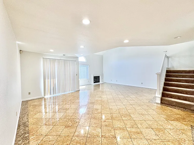 4378 Conejo Dr — Photo 8